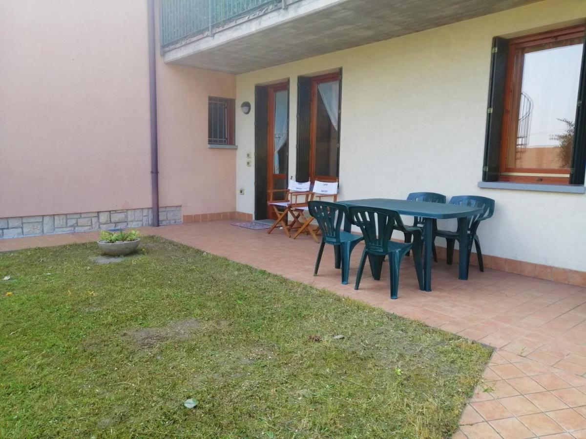 Iseolakerental - Appartamento Chiara Riva di Solto Exterior photo